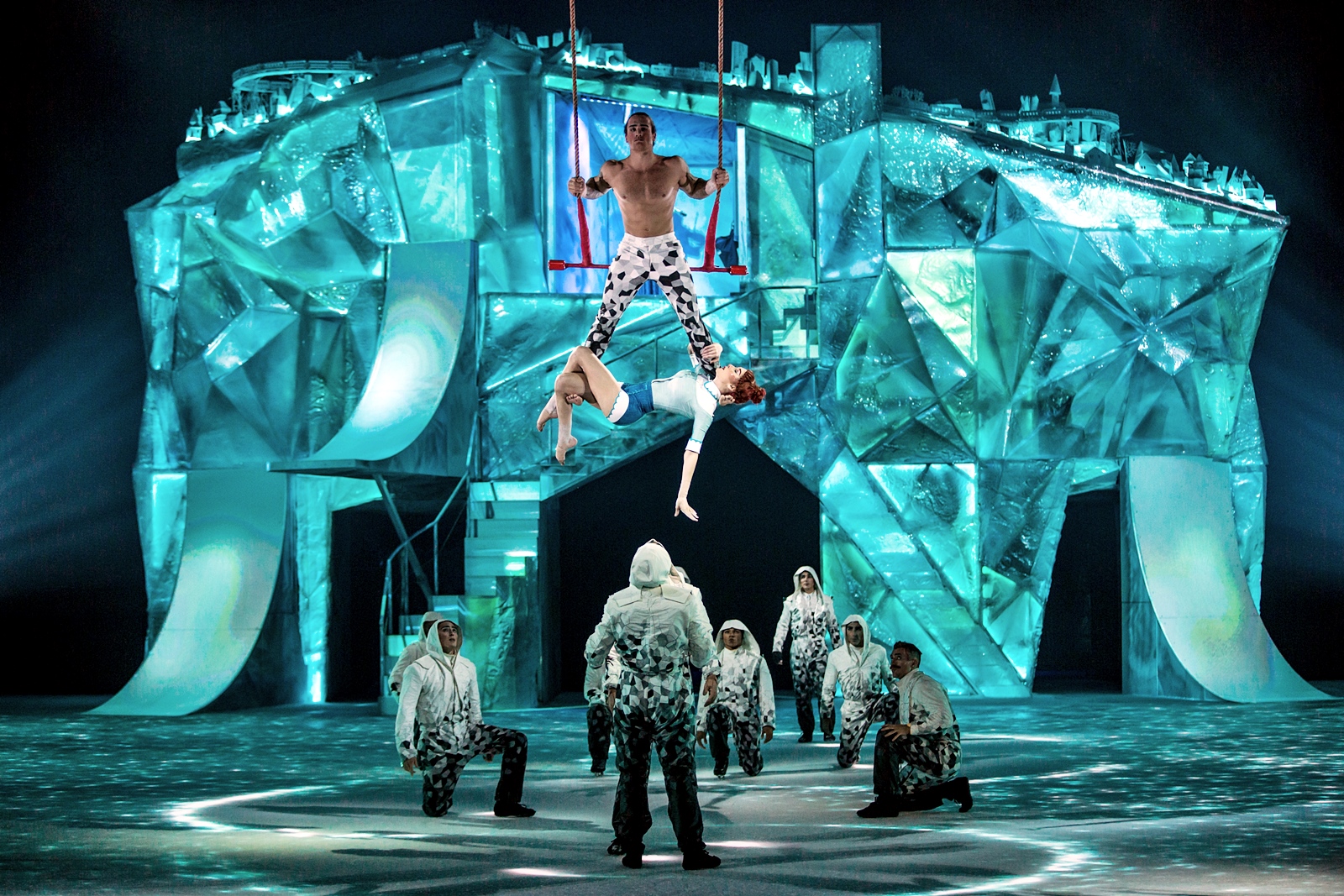 Una experiencia revolucionaria de Cirque du Soleil El Tiempo Latino