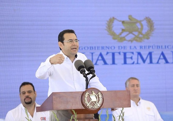 El libreto de los dictadores