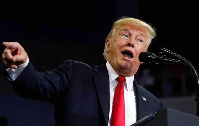Donald Trump reitera que mantendrá cierre administrativo