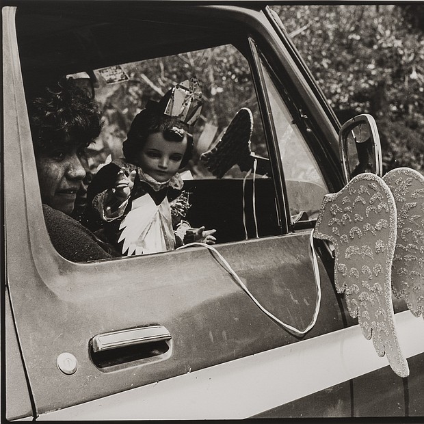Chalma, 1974
Graciela Iturbide (Mexican, born in 1942)
Photograph, gelatin silver print
*Museum purchase with funds donated by John and Cynthia Reed, Charles H. Bayley Picture and Painting Fund, Barbara M.
Marshall Fund, Lucy Dalbiac Luard Fund, Horace W. Goldsmith Foundation Fund for Photography, Francis Welch Fund, and Jane
M. Rabb Fund for Film and Photography
*© Graciela Iturbide
*Courtesy, Museum of Fine Arts, Boston