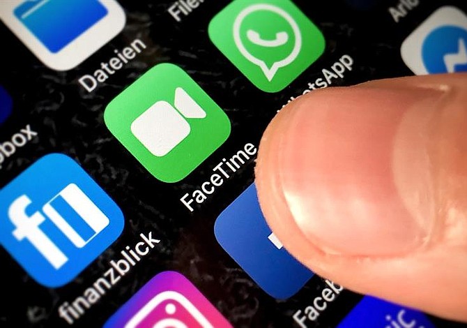 Falla de Apple activa micrófonos de otro usuario de forma remota
