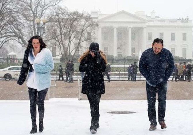 Cancelados unos 200 vuelos por tormenta invernal en Washington