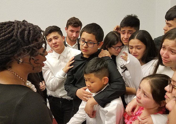Niños de Boston dramatizaron obra de teatro sobre el TPS en Washington DC