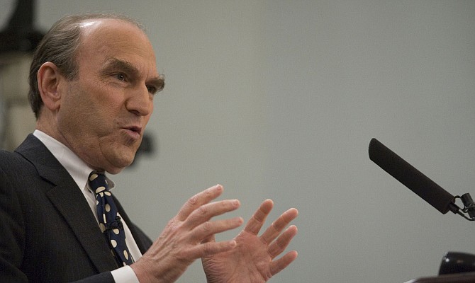 Elliott Abrams se reunirá con funcionarios rusos para tratar crisis en Venezuela