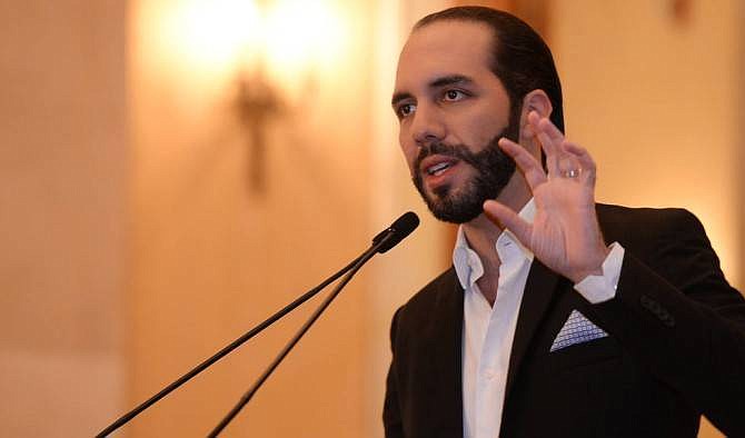 Trump dice a Bukele que relación bilateral entre El Salvador y EEUU crecerá