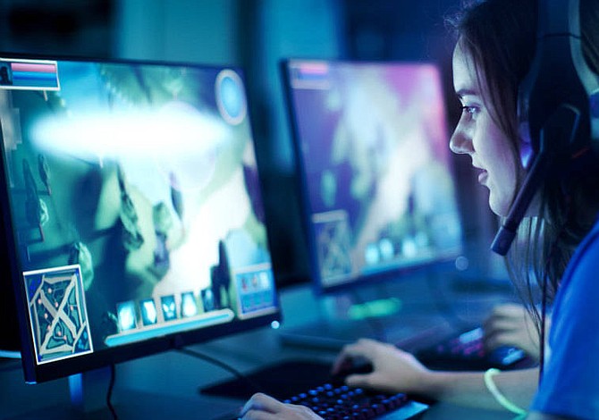 Las niñas que juegan videojuegos tienen tres veces más probabilidades de estudiar ciencia