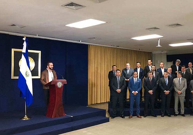 Nayib Bukele nombró a 28 hombres y a tres mujeres como funcionarios