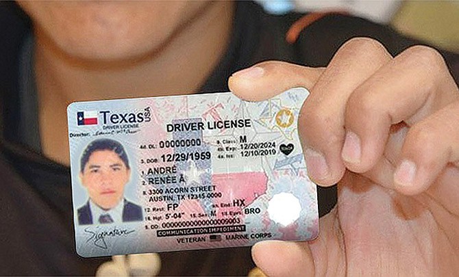 ICE escanea licencias de conducir