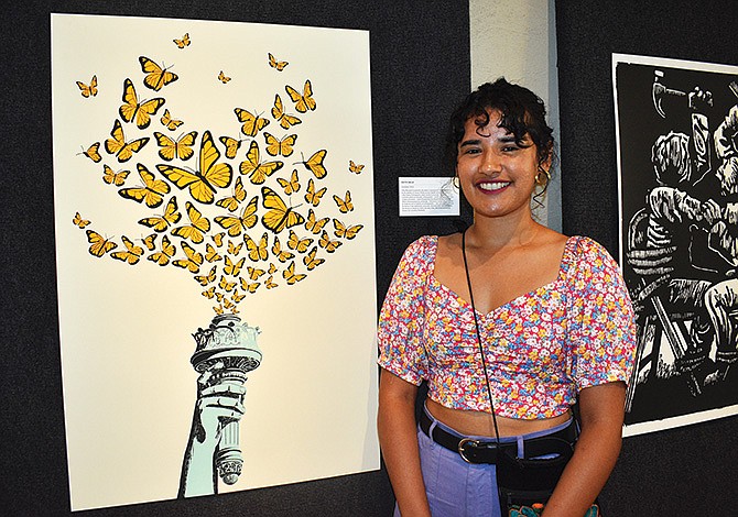 Como parte de la muestra “I Heart Justice”: Artista local ilustra con monarcas su ideal sobre la migración