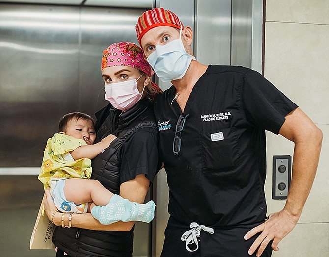Ashley and Mahlon Kerr han viajado cuatro veces a Guatemala para realizar cirugías.