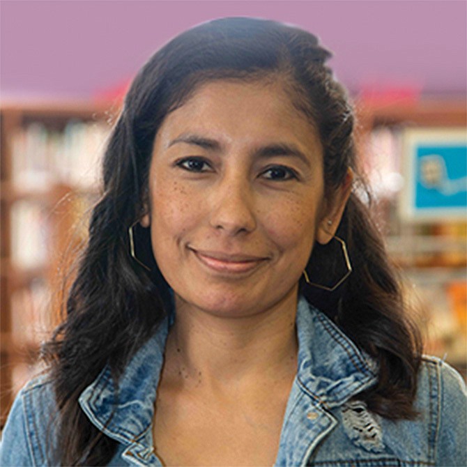 Cynthia Díaz, consejera en la secundaria Small, ganadora como Consejero del Año.