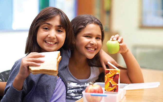 Opciones de comida sin costo en escuelas de San Antonio