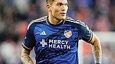Brandon Vázquez.