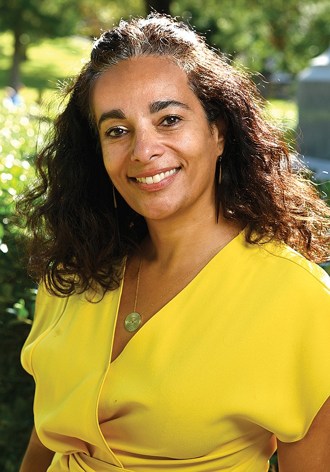 Dalia Azim, directora ejecutiva interina del Texas Book Festival.