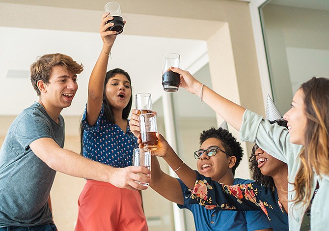 Aleje a los adolescentes del alcohol