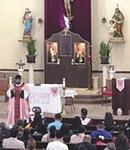 Misas durante la ‘Semana Mayor’ en la Iglesia Católica Cristo Rey