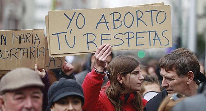 Reducen en varios estados las penas  a la mujer por abortar si ‘no tiene mala fama’