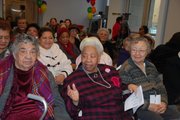 Abuelitos del Senior Vida Centers.