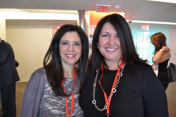 Catherine M. Pino e Ingrid M. Duran, las organizadoras del PODERPAC.