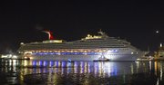 El crucero Carnival Triumph con 3.143 pasajeros y una tripulación de 1.086 llegó el jueves 14 de febrero de a puerto en Mobile, Alabama.