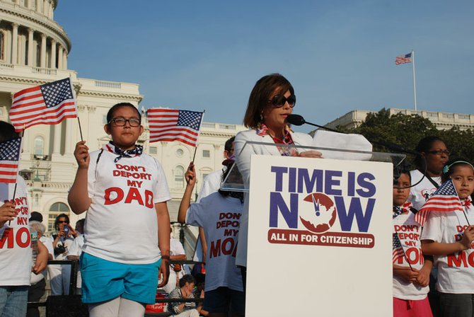 La cantante puertorriqueña Olga Tañon fue la vocera de la campaña "Time is Now", para apoyar la ciudadanía para 11 millones de indocumentados.