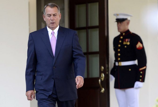 Mientras tanto en DC, Obama ha ido logrando el apoyo bipartidario para una intervención, entre ellos el de John Boehner, líder de la mayoría republicana de la Cámara de Representantes.
