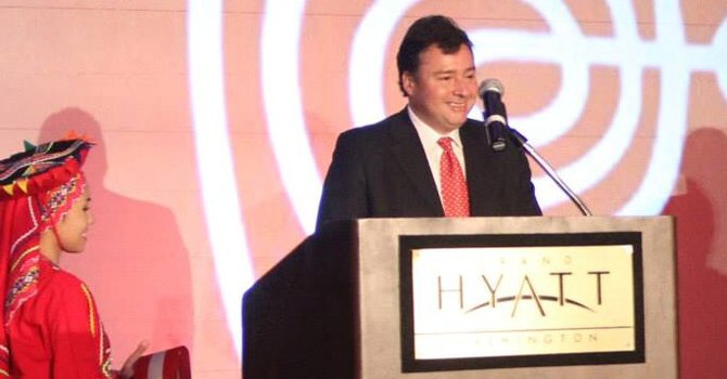 Agregado Comercial de Perú en Washington, DC, Juan Luis Reus.