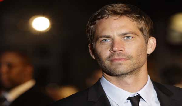 El actor de "The Fast & The Furious" murió el 30 de noviembre a los 40 años. El auto que manejaba su amigo chocó y se incendió en el acto, en el sur de California.