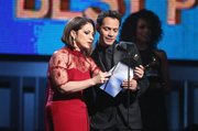 Gloria Estefan y Marc Anthony presentan al mejor álbum pop vocal en la 56ta entrega anual de los Grammy en el Staples Center el domingo 26 de enero de 2014 en Los Angeles.