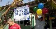 La familia de Alvarenga recibió al náufrago.