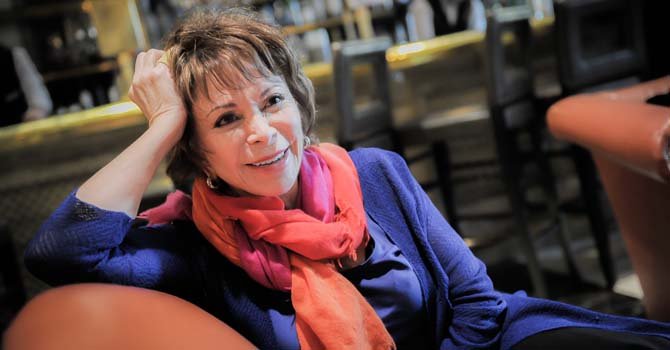 La última novela de Isabel Allende, “El juego de Ripper” —“Ripper” en su versión en inglés—, es la primera incursión de la autora en el género policiaco.