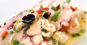 Cebiche de pescado, vieiras y pulpo.