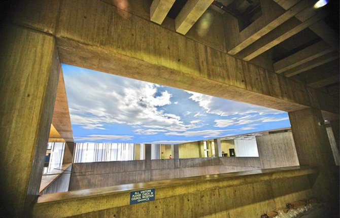 Lobby Sky: Una propuesta para transformar el techo del City Hall con una fotografía gigante del cielo.