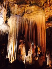 Las formaciones rocosas de Luray Caverns datan de millones de años atrás y fueron descubiertas en 1878.