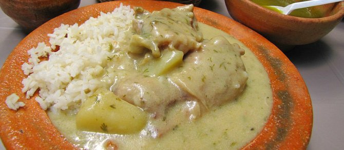 pollo con crema salvadorena