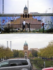 Combo de fotografías que muestra (arriba) un hombre camina junto al muro de Berlín en el que se ha dibujado la Iglesia de San Miguel que queda oculta tras él en el puente de Waldemarstrasse en 1986 y (abajo) la iglesia en la actualidad sin el muro que la ocultaba. 25 años después, Berlín conserva apenas dos de los 155 kilómetros del muro que la dividió 28 años gracias a iniciativas que han hecho prevalecer su voz contra el olvido, frente a quienes querían derribarlo por completo y pasar página al horror que causó.