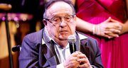 © The Associated Press En esta foto del 15 de septiembre del 2011, Roberto Gómez Bolaños, conocido popularmente como Chespirito, durante la 25a ceremonia anual de los Premios a la Herencia Hispana en Washington.