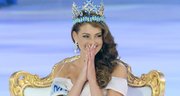 Newly-crowned Miss World 2014, South African Rolene Strauss reacts after winning the grand final of the Miss World 2014 pageant at the Excel London ICC Auditorium in London, Britain, 14 December 2014. (Londres)