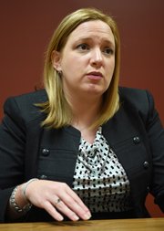 La abogada Adonia Simpson, gerente Legal del área de Servicios de Inmigración de Esperanza Center, un centro de ayuda a inmigrantes dependiente de la Iglesia Católica ubicado en la ciudad de Baltimore, y que ha dado refugio y ayuda a muchos de los llamados niños de la frontera que han llegado masivamente al estado de Maryland a lo largo de 2014.