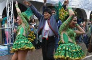 El presidente boliviano Evo Morales celebró en las calles de La Paz el carnaval