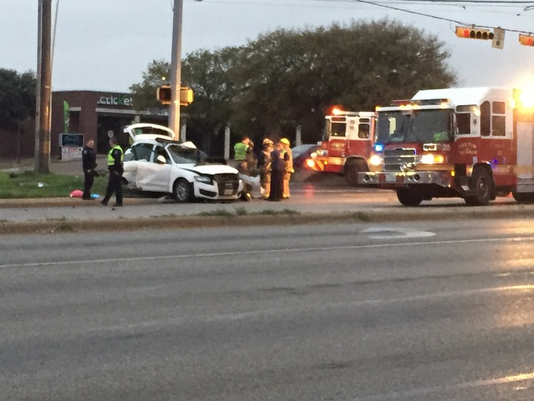 Un hombre murió en un accidente de auto al norte de Austin