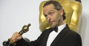 El mexicano Lubezki con su Oscar a la mejor fotografía por "Birdman" la película de otro mexicano, Alejandro González Iñárritu