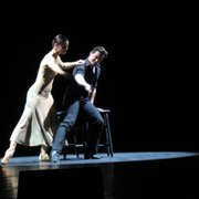 DANZA. Los hermanos Ángel y Carmen Corella vibraron.