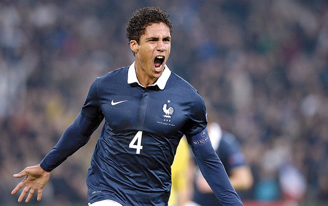 Chelsea quiere a Varane