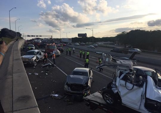 Nueve heridos en un accidente en la I-35 al sur de Austin