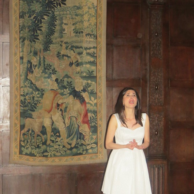 La soprano colombiana Narda Muñoz cerró la Gala Anual de Isabella & Ferdinand.