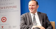 Donald Graham, Presidente y Director de Graham Holdings Company