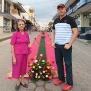 Irlanda Gutiérrez Galdámez y su hijo Vladimir en Ciudad Barrios, San Miguel, El Salvador.