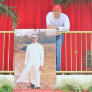Vladimir Gutiérrez, sobrino de monseñor Óscar Arnulfo Romero, en su casa de Ciudad Barrios.