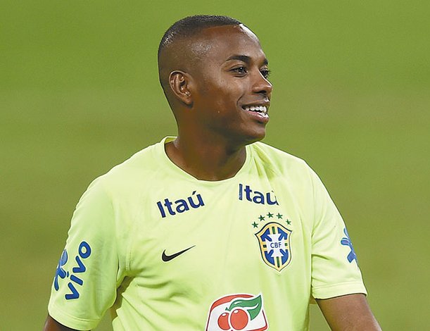 Querétaro quiere contratar a Robinho